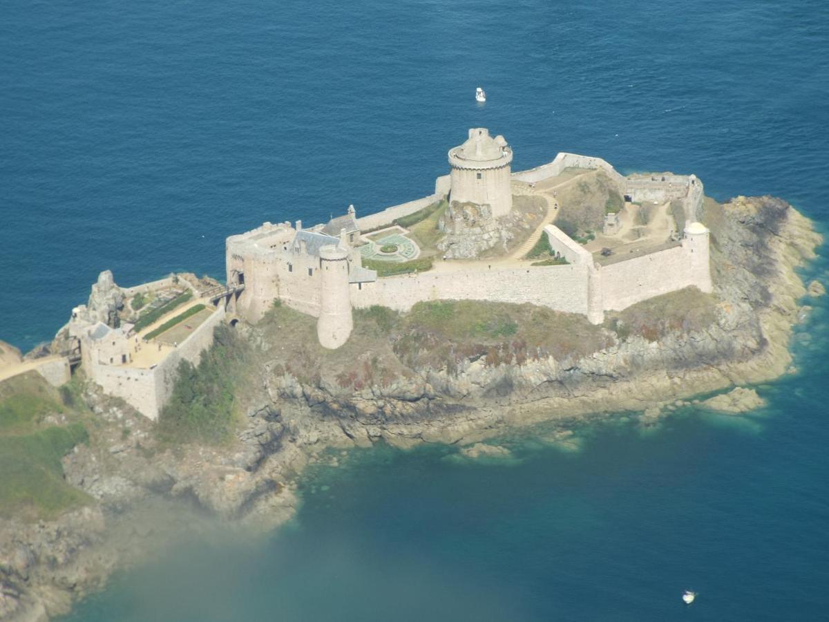 Entre Terre et Mer Saint-Cast-le-Guildo Exterior foto